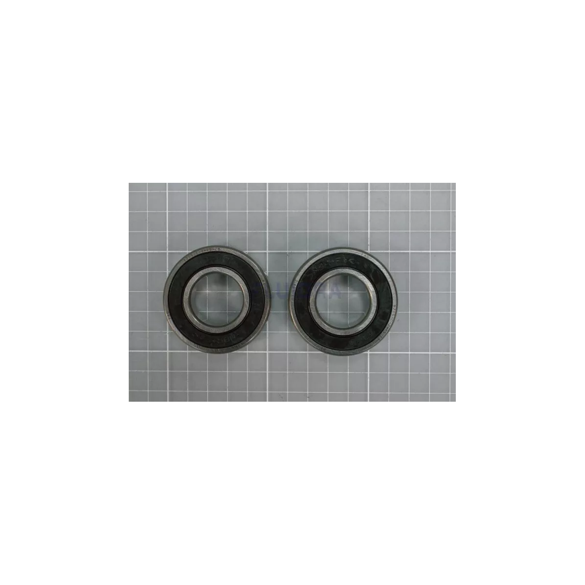 Front and rear bearing