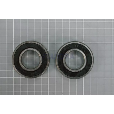 Front and rear bearing